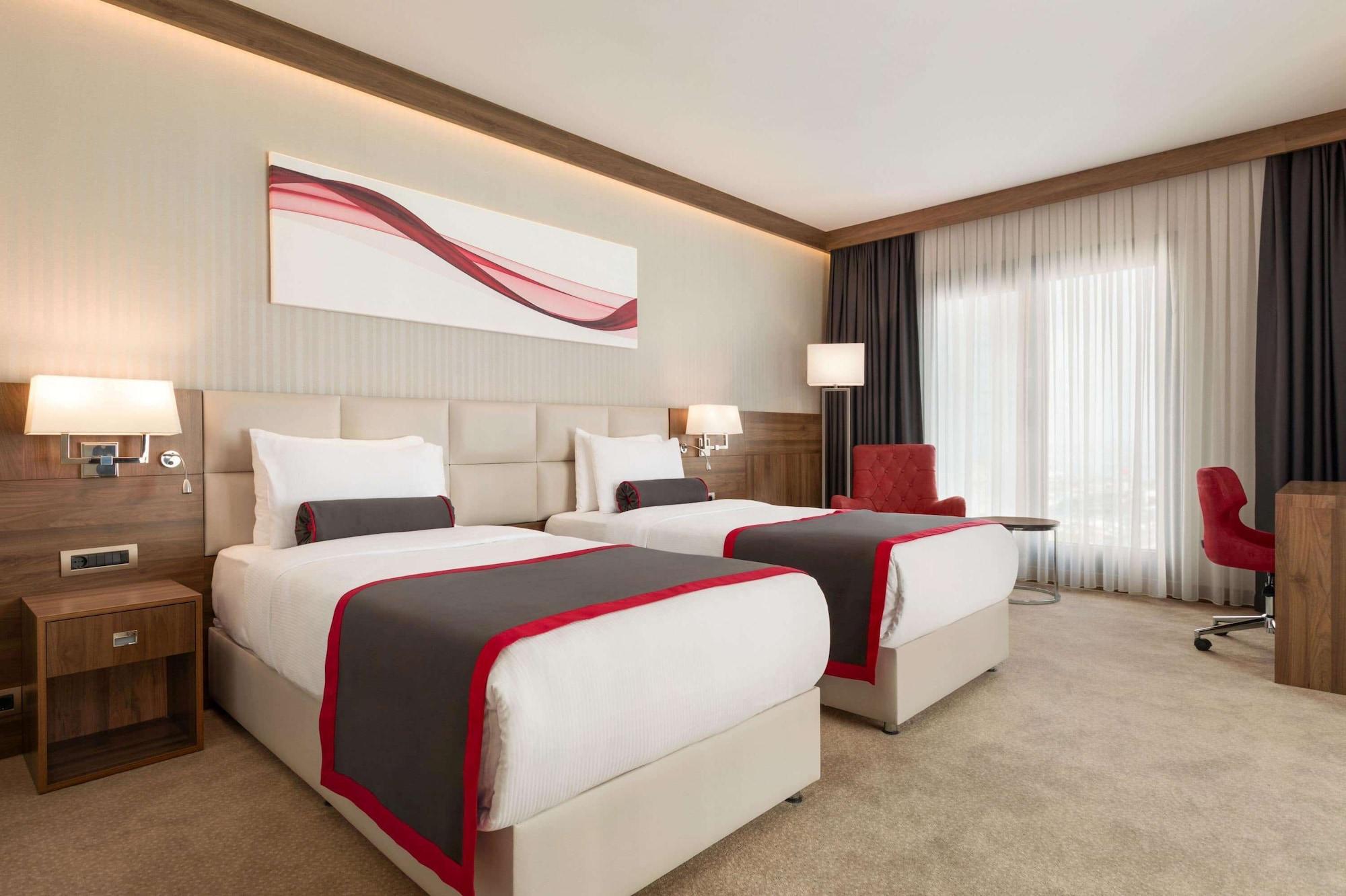 Ramada By Wyndham Beylikduzu Hotel Isztambul Kültér fotó