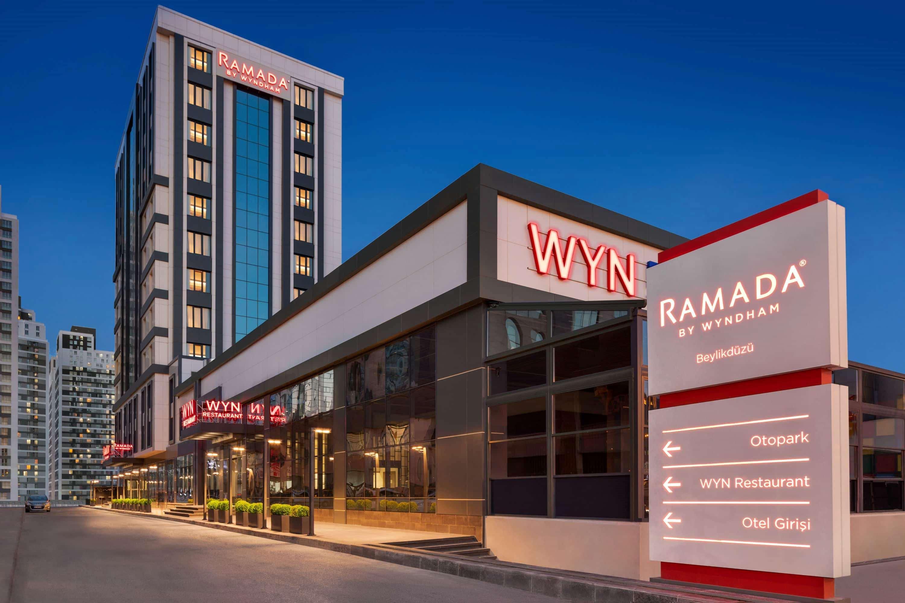 Ramada By Wyndham Beylikduzu Hotel Isztambul Kültér fotó